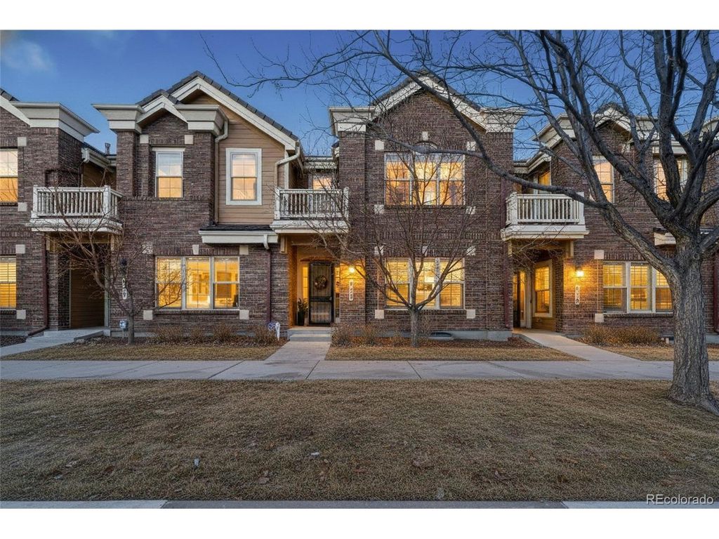 9227 Kornbrust Dr, Lone Tree, CO 80124