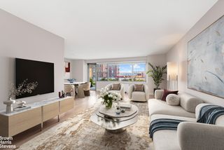 2500 Johnson Ave Apt 6M, New York City, NY 10463