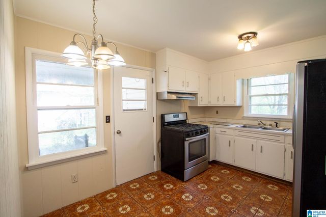 1904 HYCHE STREET, Fultondale, AL 35068