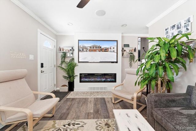 31664 Sweetbriar Drive, Rockwood, MI 48173