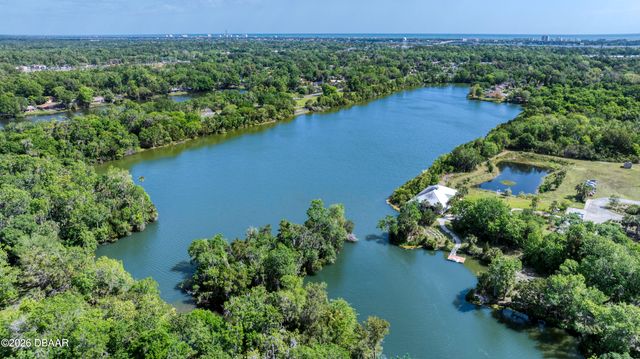 18 Silver Fox Trail, Ormond Beach, FL 32174