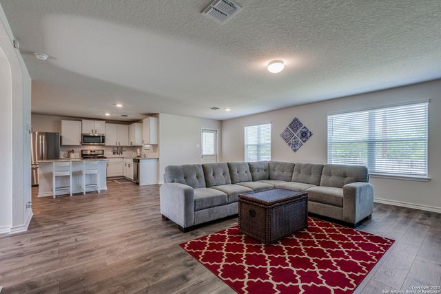 9610 BAYTOWN COAST, San Antonio, TX 78254