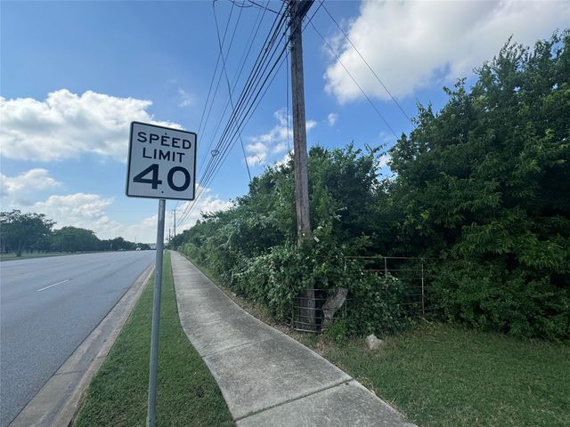 3000 Sunrise RD, Round Rock, TX 78665