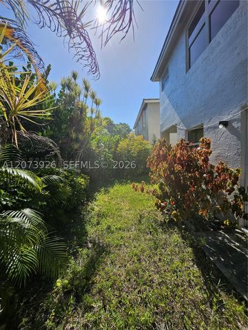 9840 NW 9th Ct 9840, Plantation, FL 33324