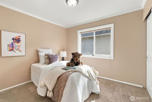 27402 Maple Ridge Way SE, Maple Valley, WA 98038