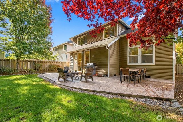 27402 Maple Ridge Way SE, Maple Valley, WA 98038