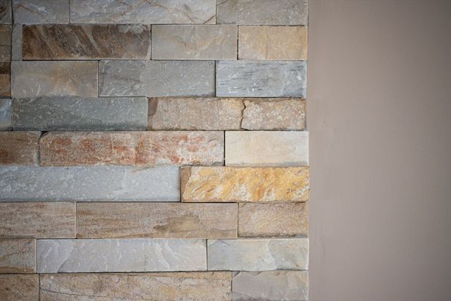 18 Gedney Drive, Peabody, MA 01960