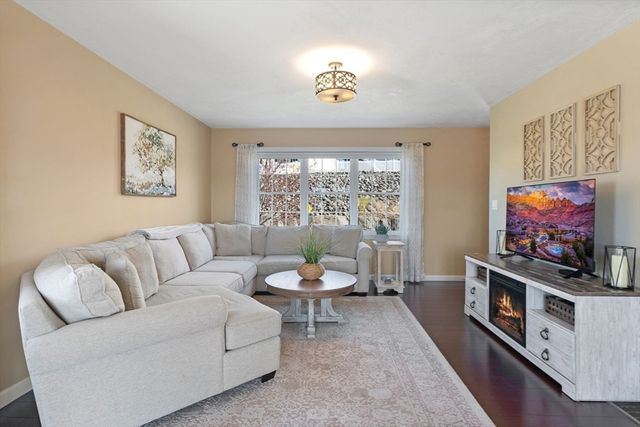 18 Gedney Drive, Peabody, MA 01960