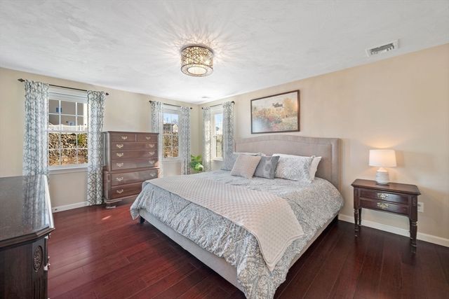 18 Gedney Drive, Peabody, MA 01960