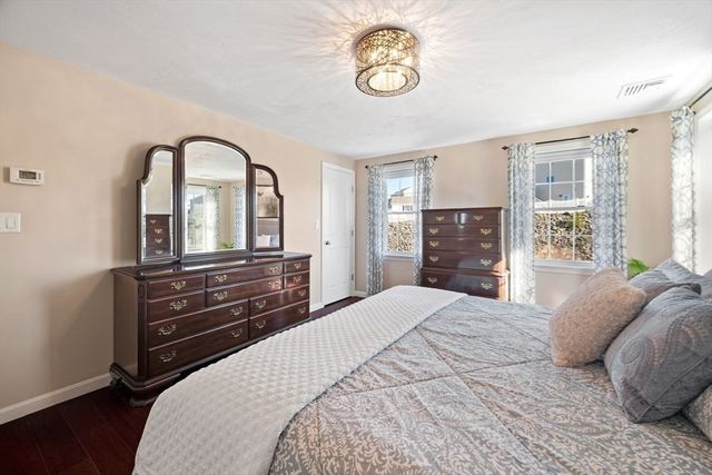 18 Gedney Drive, Peabody, MA 01960