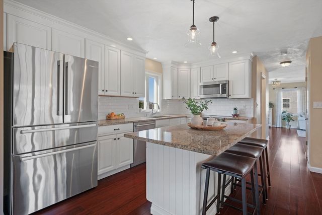 18 Gedney Drive, Peabody, MA 01960