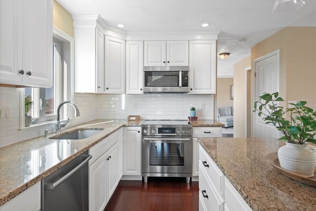 18 Gedney Drive, Peabody, MA 01960