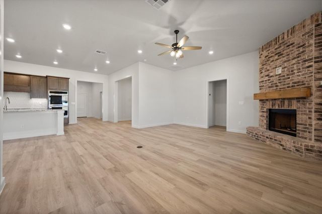 7010 16th Street, Lubbock, TX 79416