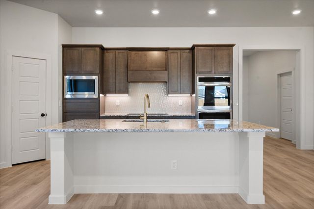 7010 16th Street, Lubbock, TX 79416