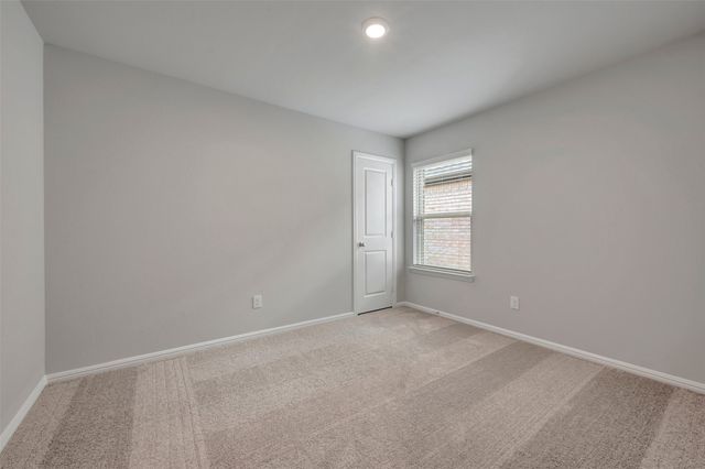 7003 Butterfield Drive, Sanger, TX 76266