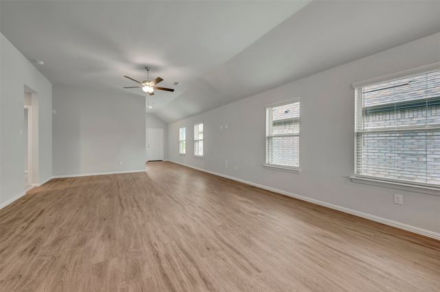 7003 Butterfield Drive, Sanger, TX 76266