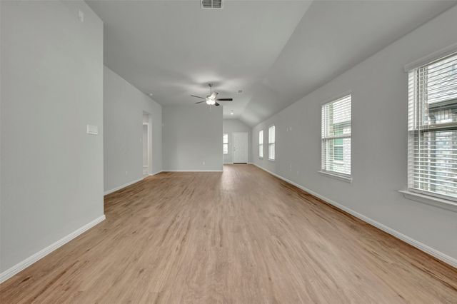7003 Butterfield Drive, Sanger, TX 76266