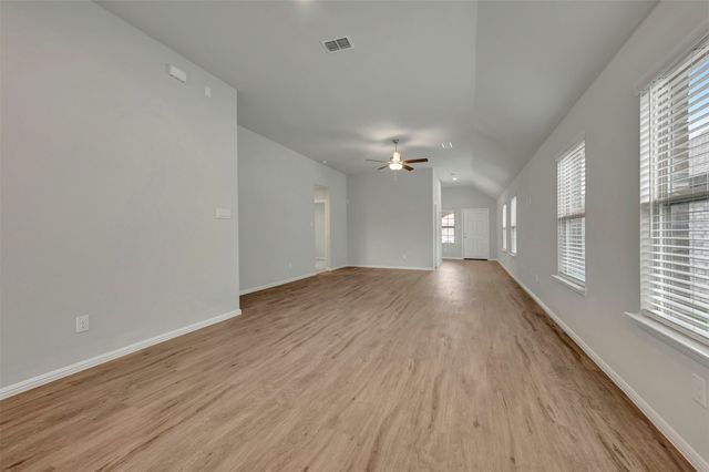 7003 Butterfield Drive, Sanger, TX 76266