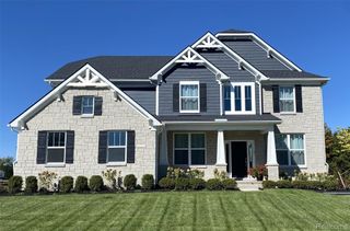 22245 Hilda Lane, South Lyon, MI 48178