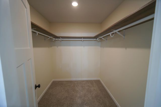 204 E Lillian Avenue, Conrad, IA 50621