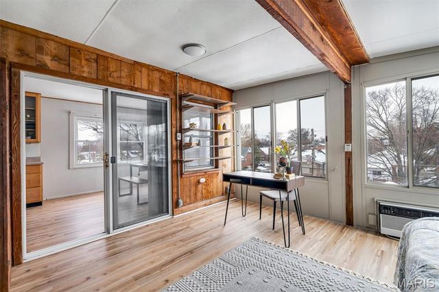 5185 Goethe Avenue, St Louis, MO 63109