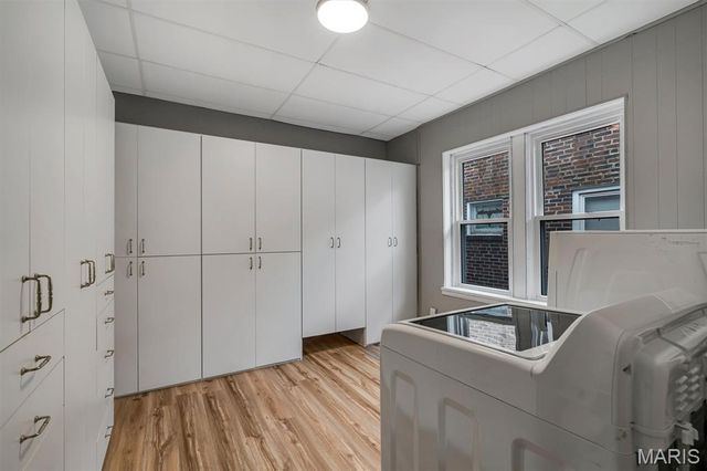 5185 Goethe Avenue, St Louis, MO 63109