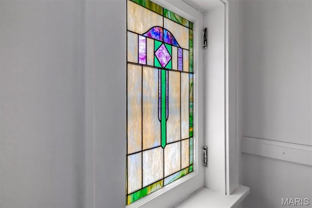 5185 Goethe Avenue, St Louis, MO 63109