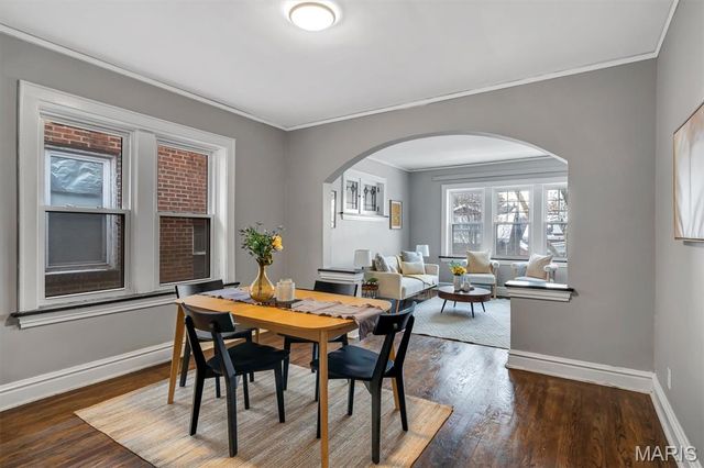 5185 Goethe Avenue, St Louis, MO 63109