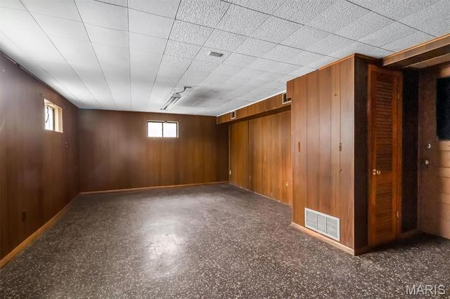 5185 Goethe Avenue, St Louis, MO 63109