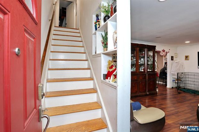 655 Hamilton Avenue, Ridgefield, NJ 07657