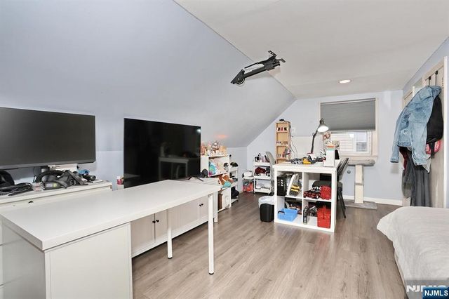 655 Hamilton Avenue, Ridgefield, NJ 07657