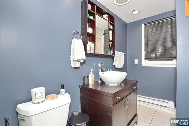 655 Hamilton Avenue, Ridgefield, NJ 07657