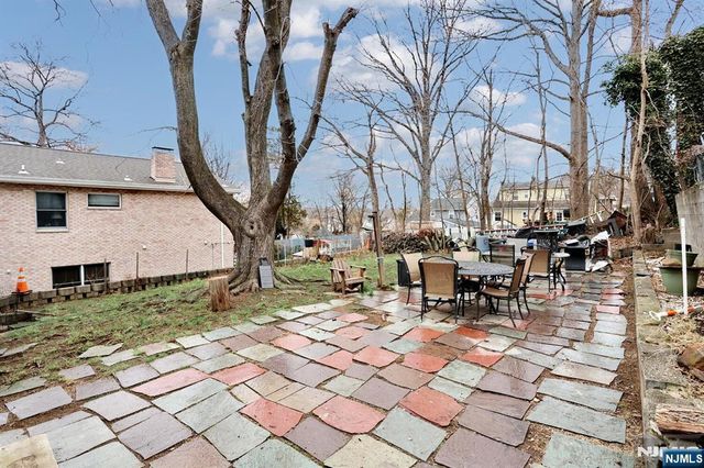 655 Hamilton Avenue, Ridgefield, NJ 07657