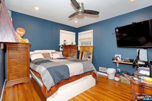 655 Hamilton Avenue, Ridgefield, NJ 07657