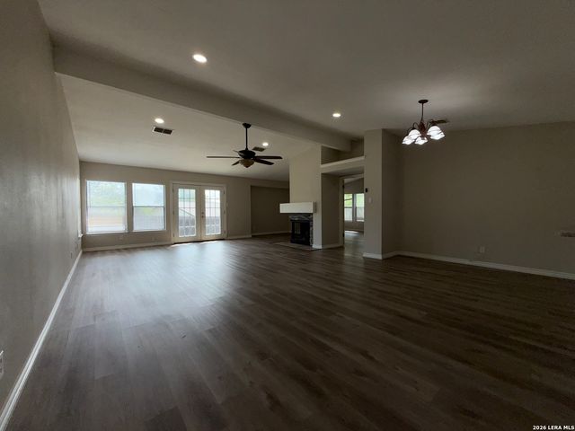 7107 Winter Rdg, Converse, TX 78109