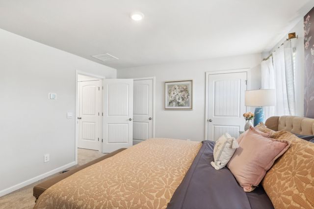 1015 Keyes Pl, Lebanon, TN 37087