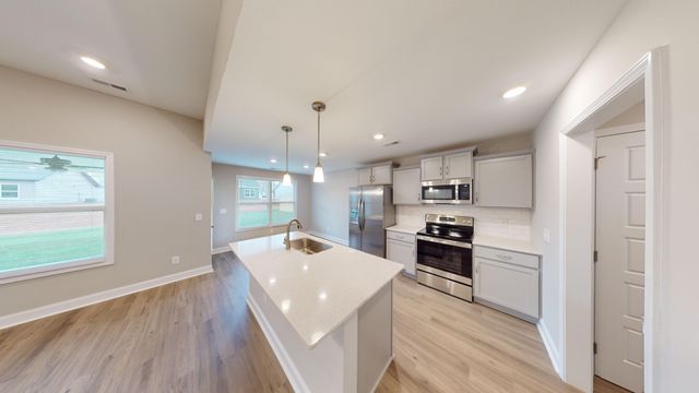 2115 Ireland Way, Clarksville, TN 37042