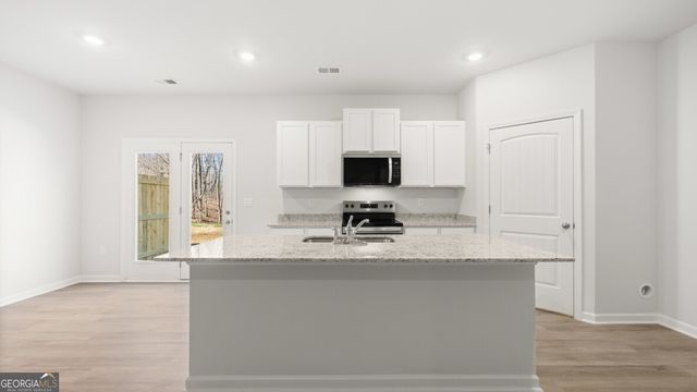 56 Berryville Drive, Dawsonville, GA 30534