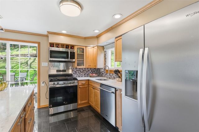 1166 Sarah Street, Bethel Park, PA 15102