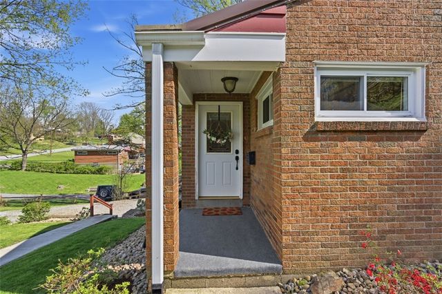 1166 Sarah Street, Bethel Park, PA 15102