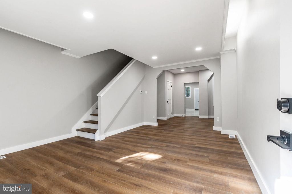 2747 E PACIFIC ST, PHILADELPHIA, PA 19134 — photo 3