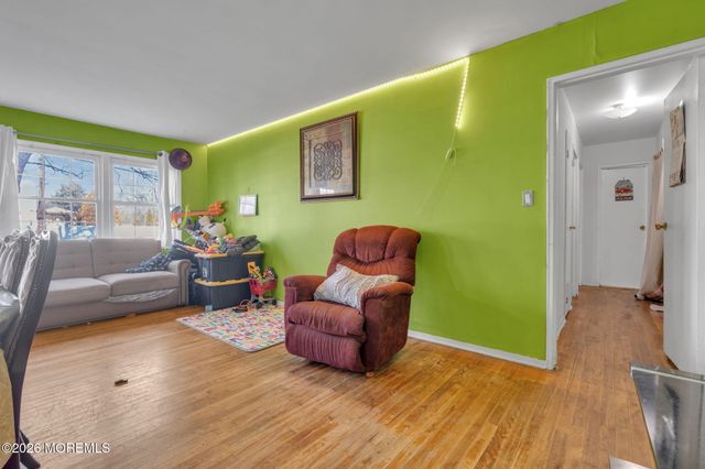 48 Stonehurst Boulevard C, Freehold, NJ 07728