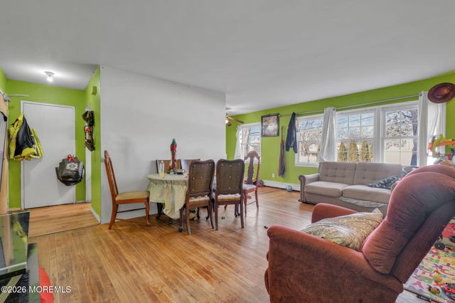 48 Stonehurst Boulevard C, Freehold, NJ 07728