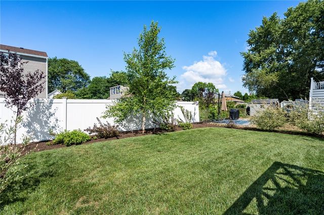 83 Spring Avenue, Barrington, RI 02806