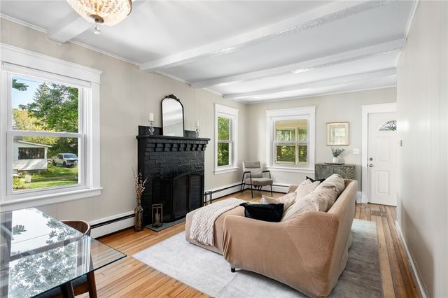 83 Spring Avenue, Barrington, RI 02806