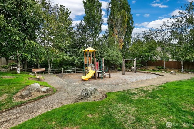38060 38th Avenue S, Auburn, WA 98001