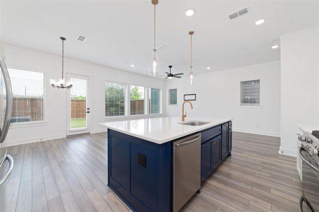 10974 Swang Link Drive, Houston, TX 77043