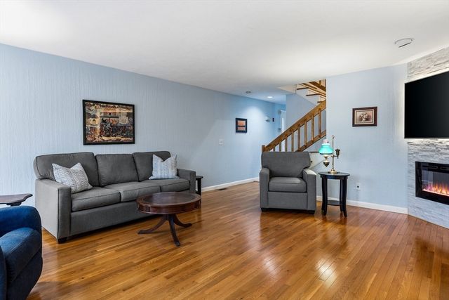 34 Danforth 34, Haverhill, MA 01830