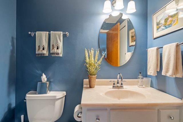 34 Danforth 34, Haverhill, MA 01830