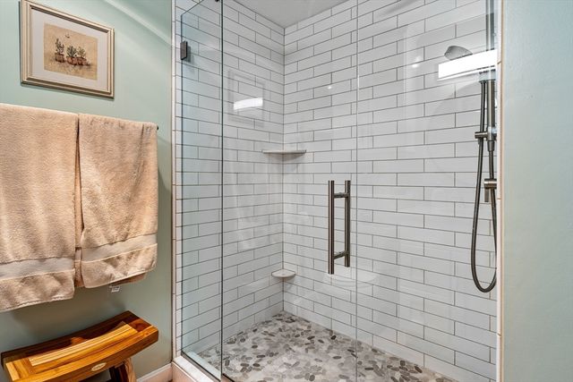 34 Danforth 34, Haverhill, MA 01830